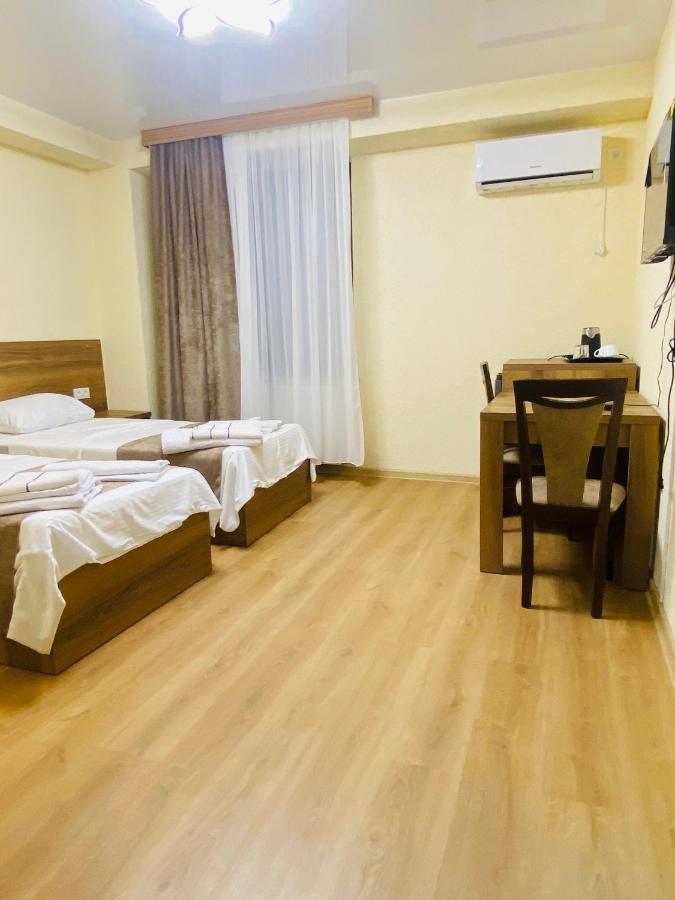 Hotel Sunrise كوتايسي المظهر الخارجي الصورة