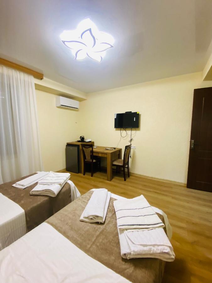 Hotel Sunrise كوتايسي المظهر الخارجي الصورة