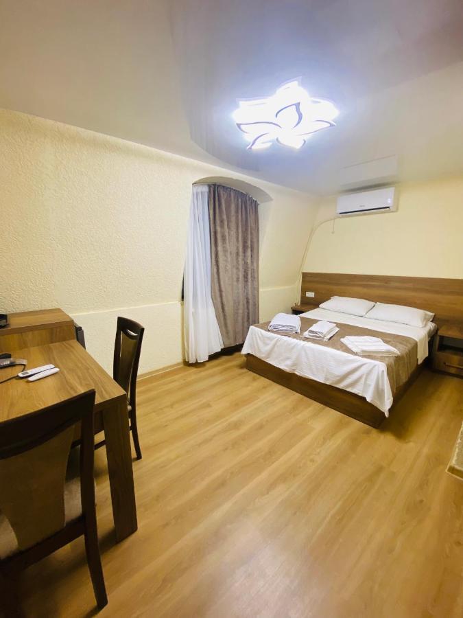 Hotel Sunrise كوتايسي المظهر الخارجي الصورة